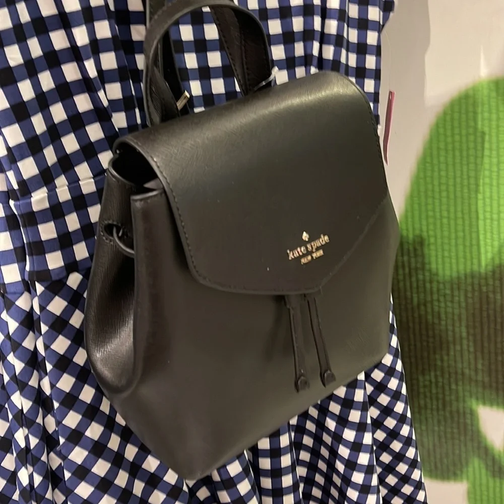 Kate Spade Lizzie Medium Flap Backpack Black - Picture 3 of 16